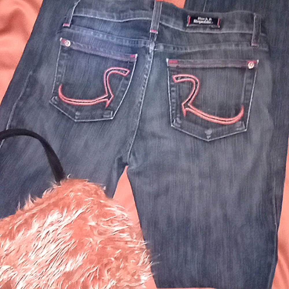 Rock and Republic Rare Colored Pocket Stitching